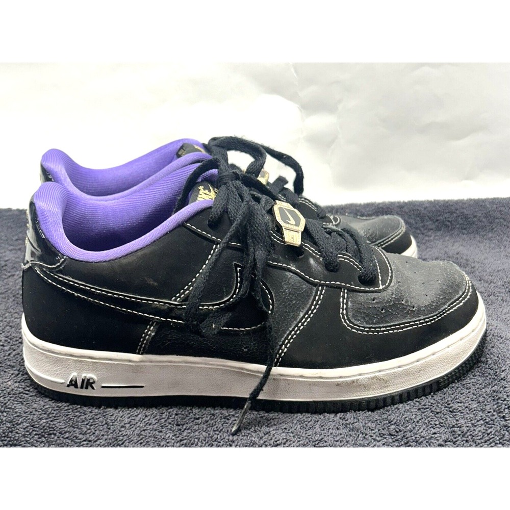 Nike Air Force 1 Low '07 LV8 Gs World Champ 7Y Lakers Shoe